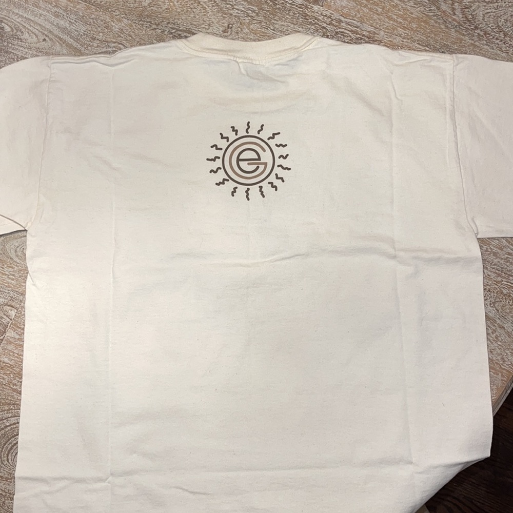 Vintage Gloria Estefan 1996 Evolution Tour T-Shirt - Picture 3 of 3